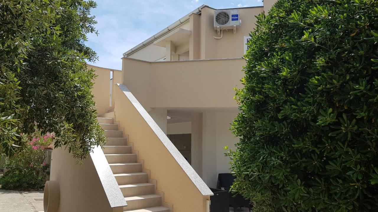 Apartment Tonci 诺瓦利娅 外观 照片