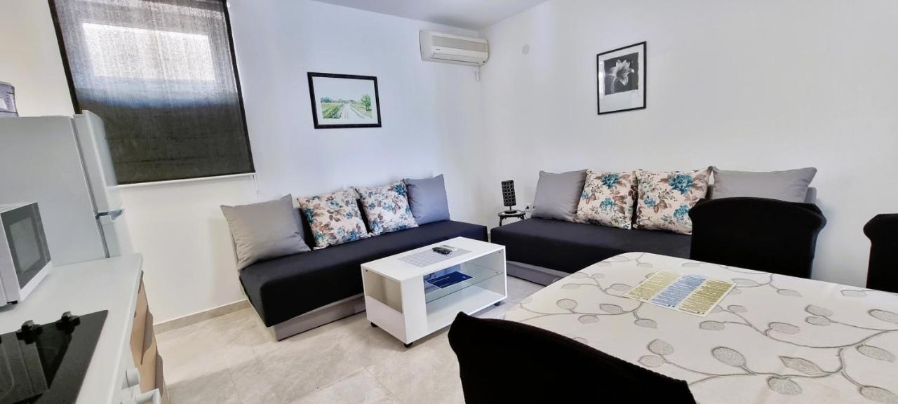 Apartment Tonci 诺瓦利娅 外观 照片