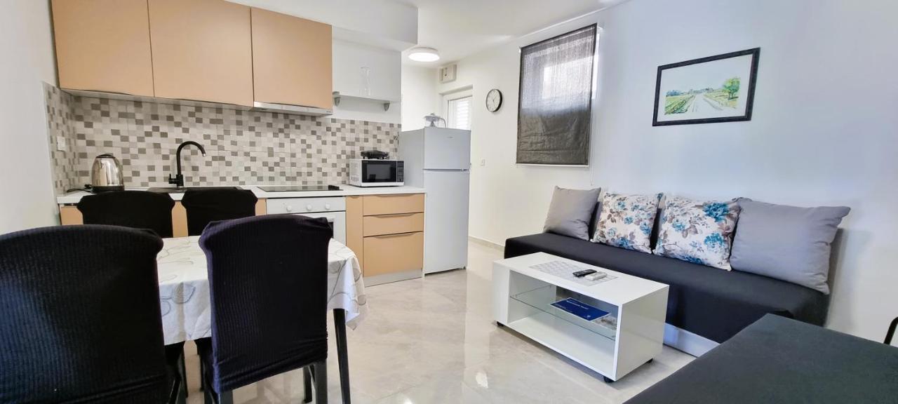 Apartment Tonci 诺瓦利娅 外观 照片